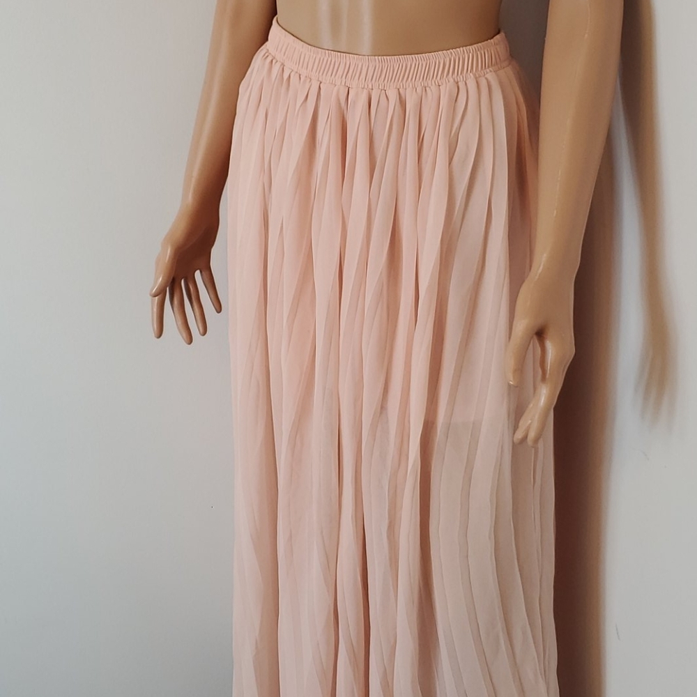 Forever 21 Maxi Skirt - Picture 4 of 5